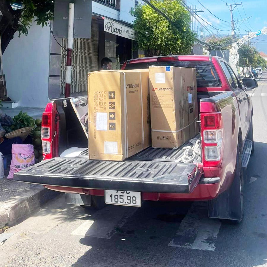 Giao Máy Chạy Bộ Lifesport LS-3000 Cho Anh Phú Ở Khánh Hòa 