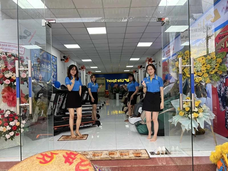 Cửa hàng lifesport Bình Phước đội ngũ chuyên nghiệp