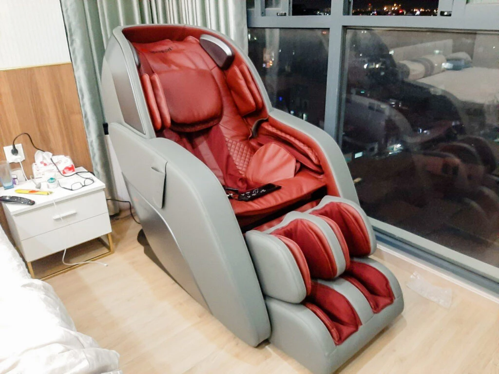 Ghế massage toàn thân LifeSport giá rẻ công nghệ Hoa Kỳ