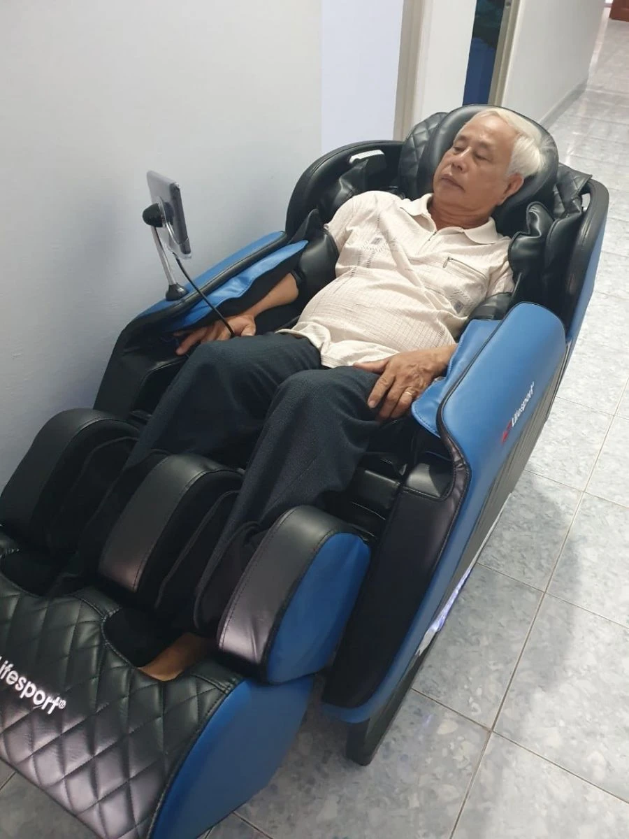 ghế massage cà mau