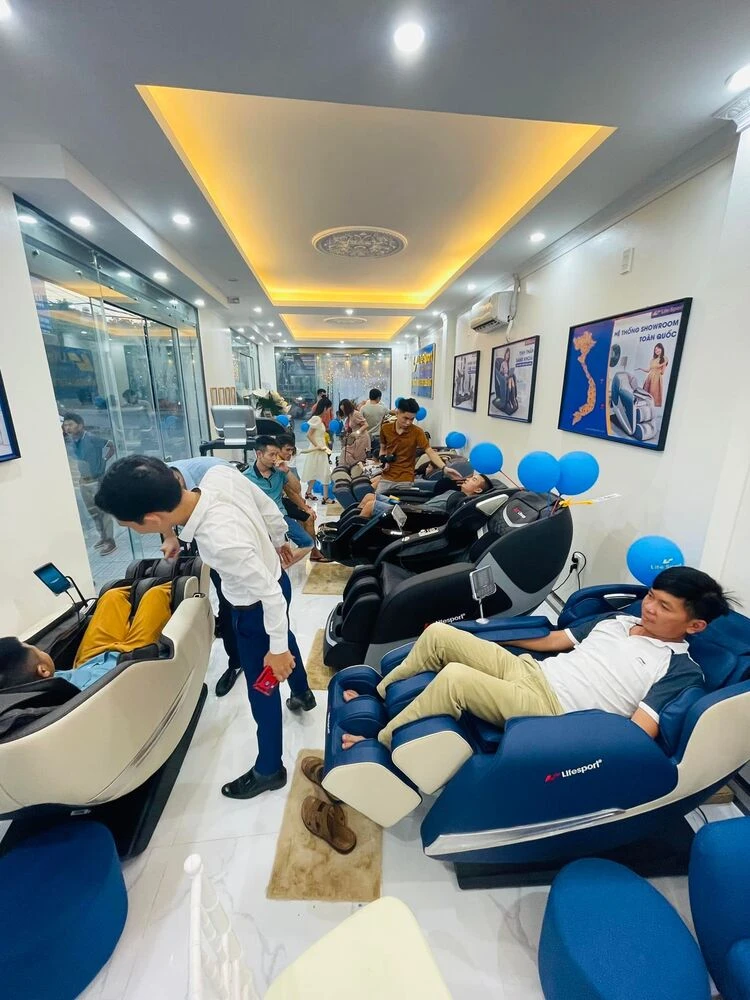 Trải nghiệm ghế massage không trọng lực tại Thái Nguyên