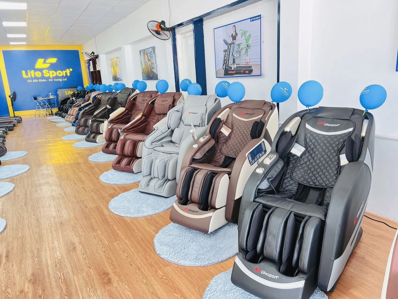 Chất liệu và thiết kế tuyệt với ghế massage Life