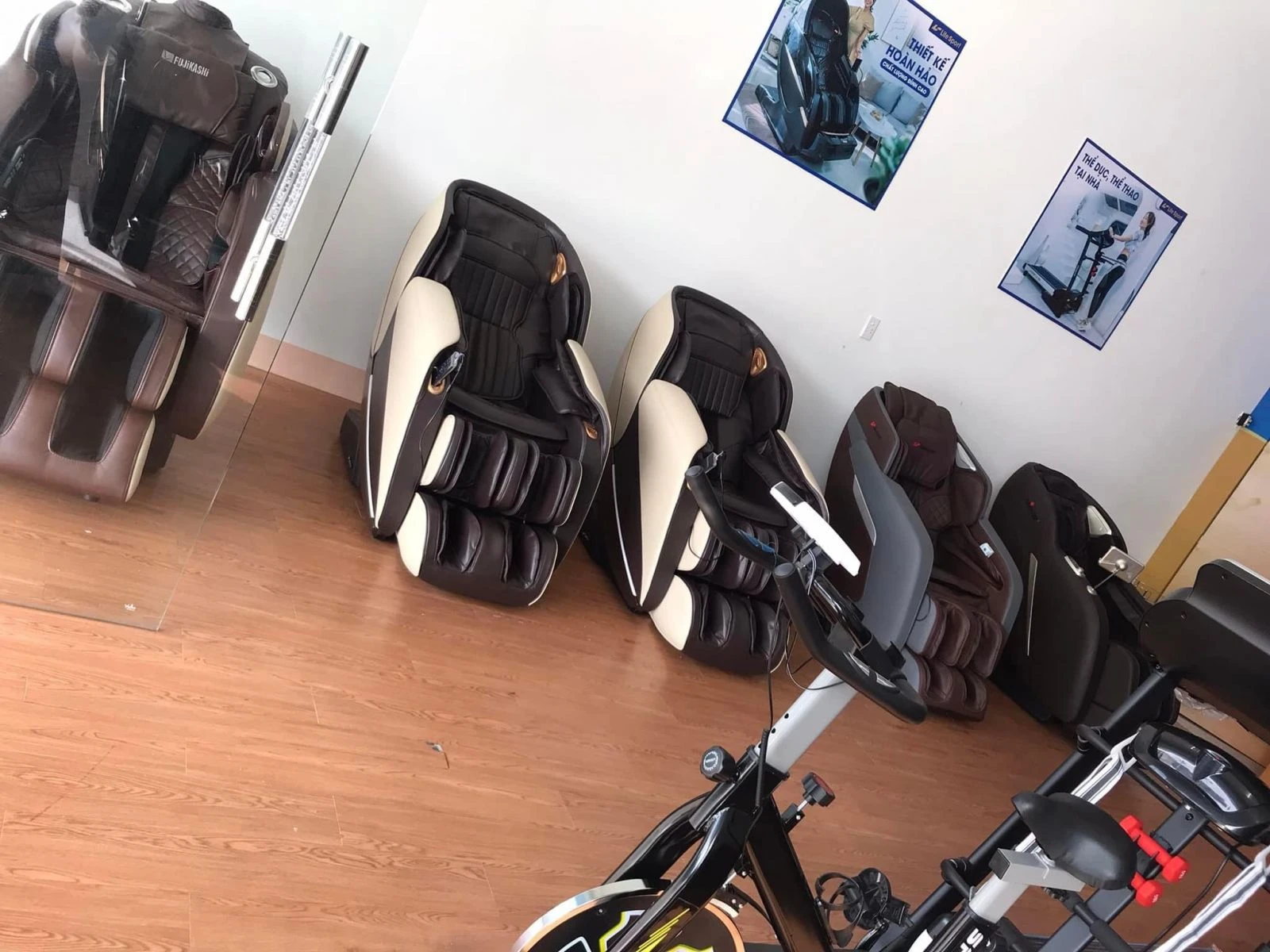 Hình ảnh thực tế tại cửa hàng