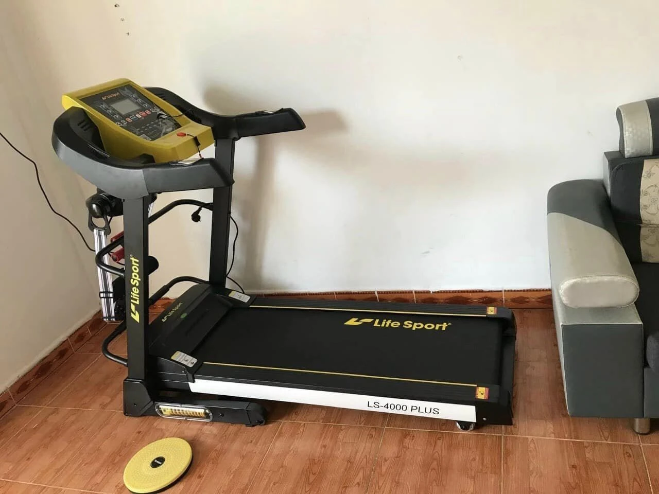 Chọn máy chạy bộ động cơ phù hợp