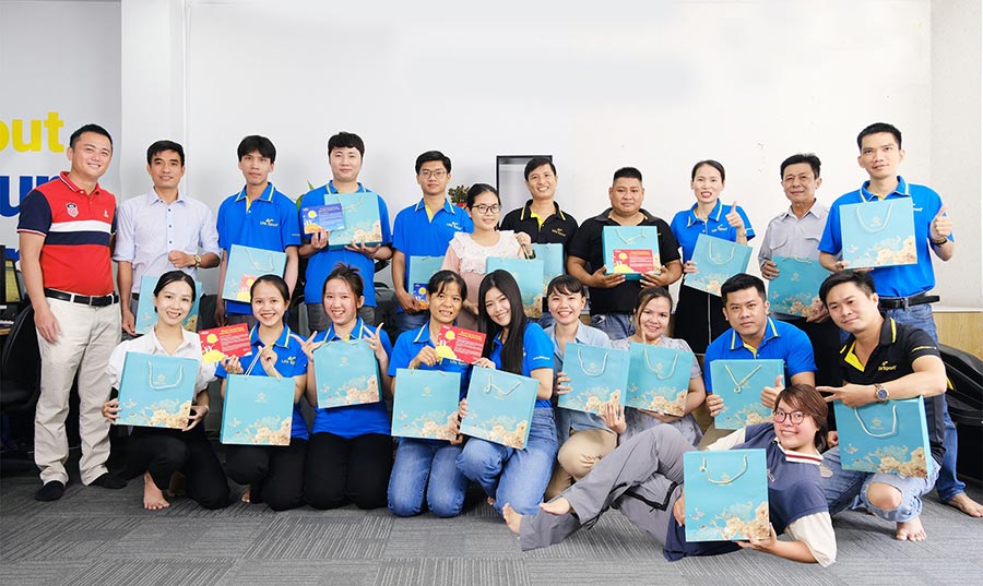 Trung Thu 2023 - Lifesport gửi tặng "1 chiếc vé tuổi thơ" đến nhân viên