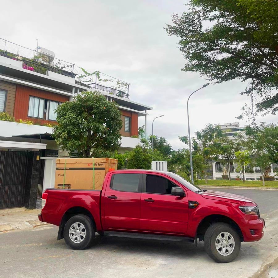 Giao Ghế Massage LS-650 Cho Anh Khang Ở Khánh Hòa