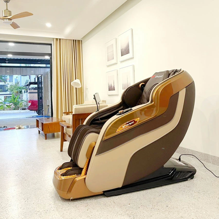 Giao ghế massage LS-650 cho anh Khang ở Khánh Hòa