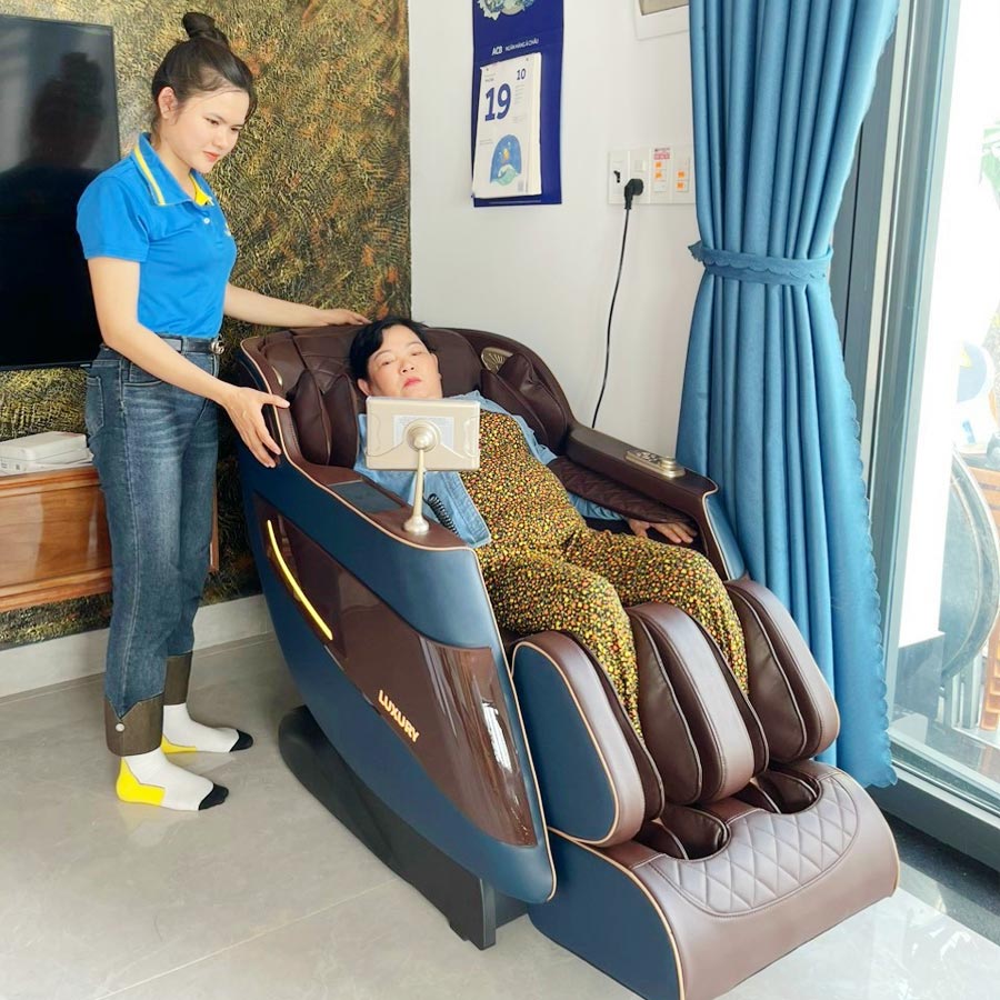 Chốt Đơn Ghế Massage Lifesport LS-666 Cho Cô Hồng Ở Đồng Nai 